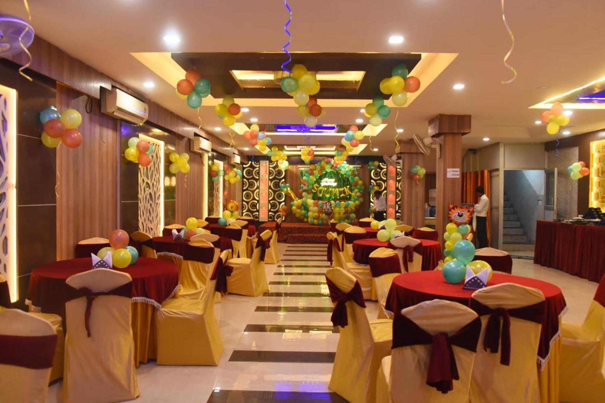 Hotel Shree Kanta Gurgaon Exteriör bild