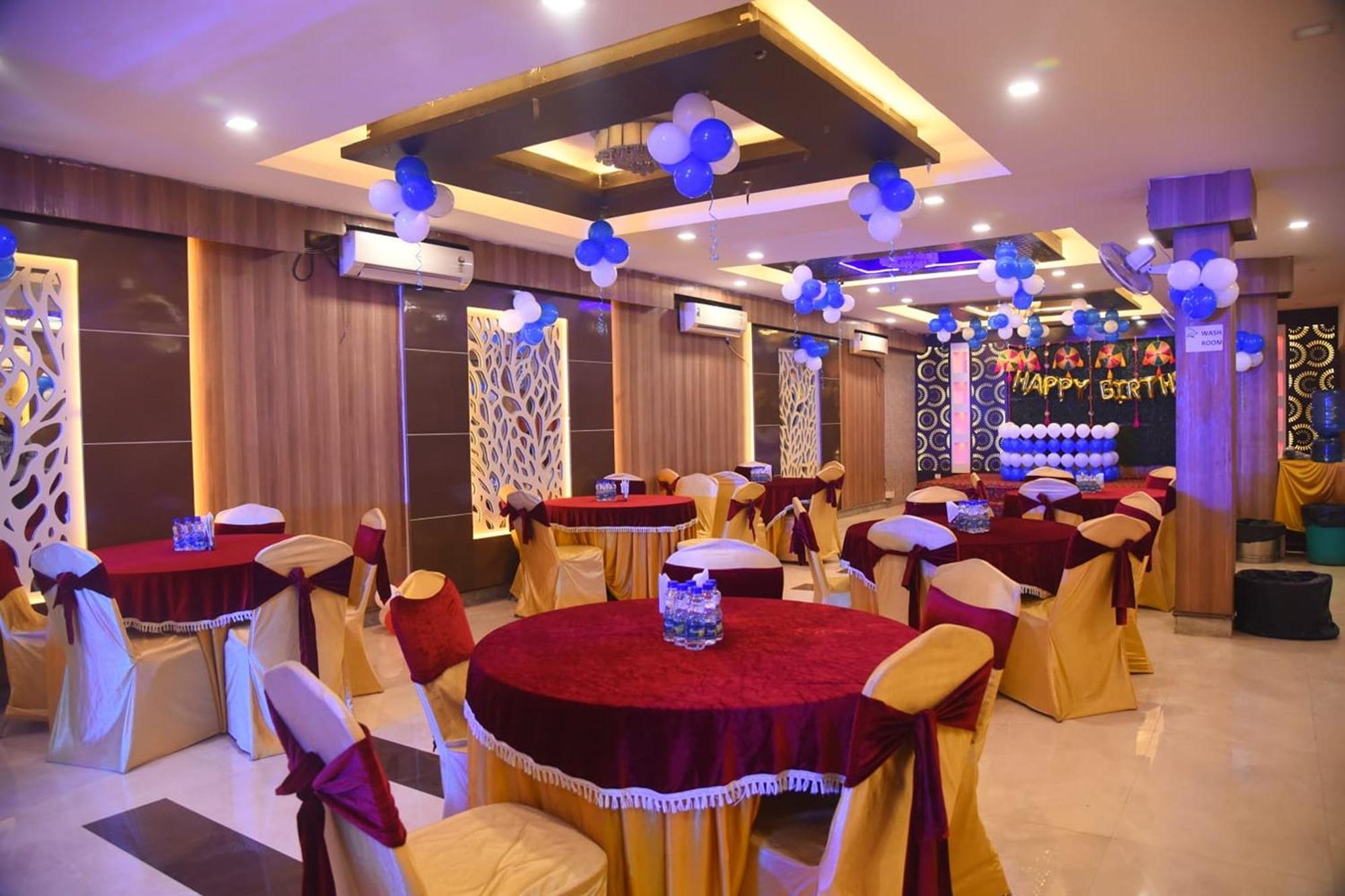Hotel Shree Kanta Gurgaon Exteriör bild