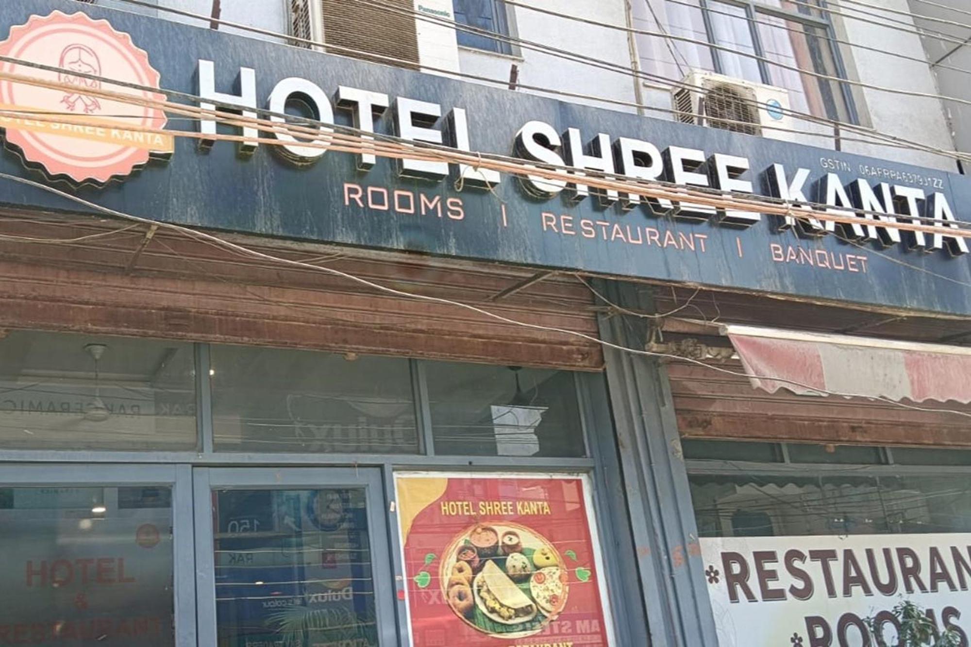 Hotel Shree Kanta Gurgaon Exteriör bild