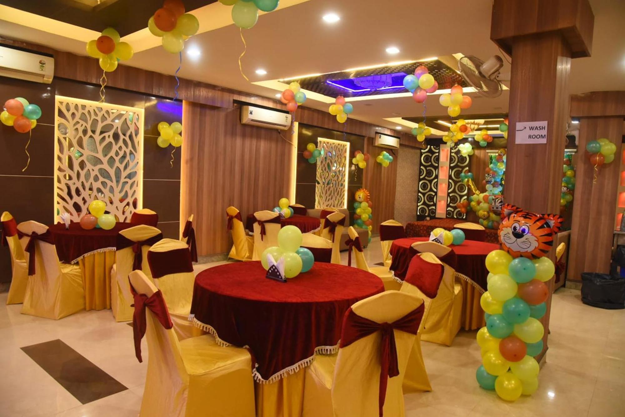 Hotel Shree Kanta Gurgaon Exteriör bild